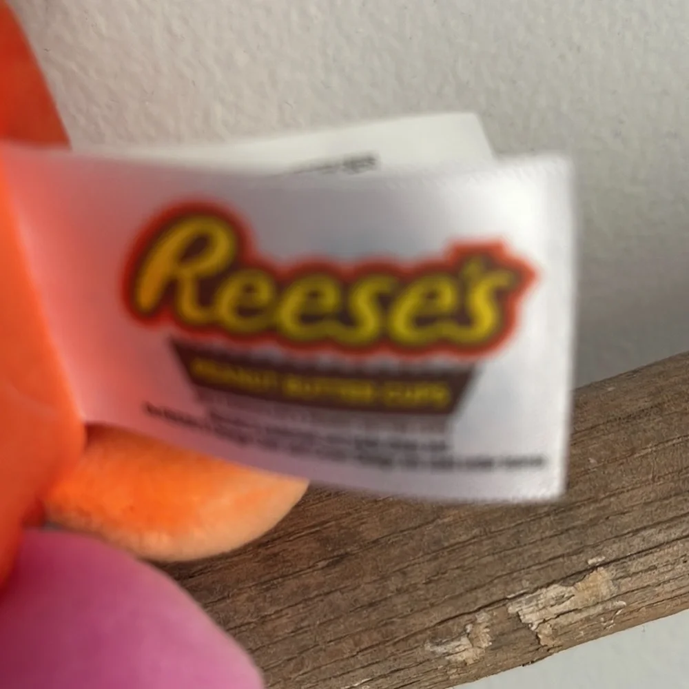 Hershey Squishmallow Jeanne Reese’s Peanut Butter Cups